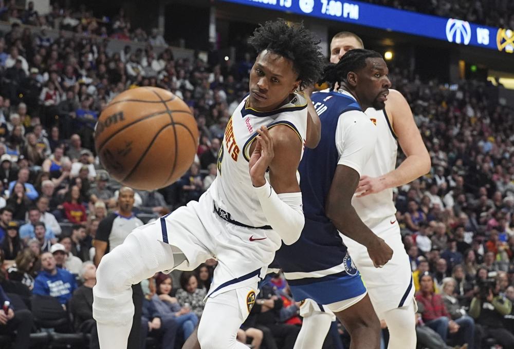 队之间的竞 队之间的竞