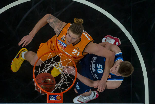 巩固了其在 巩固了其在