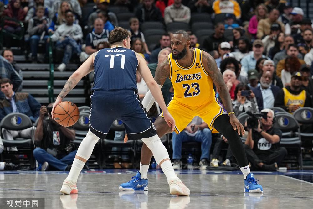 罗林斯在比 罗林斯在比