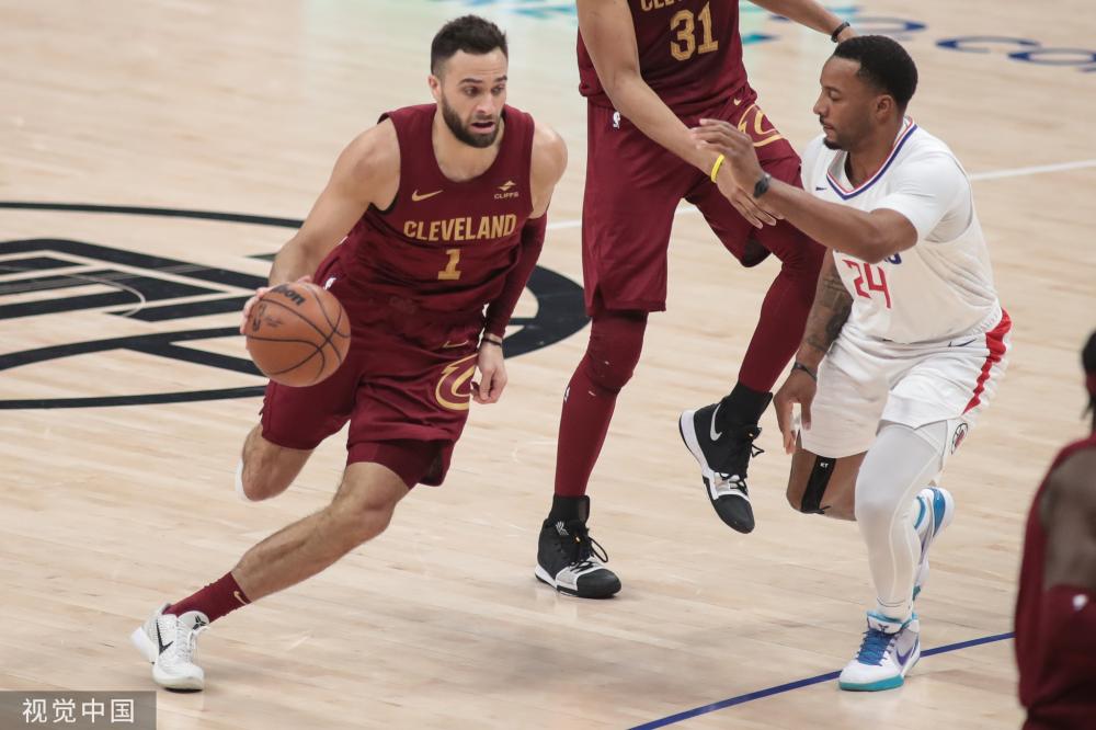 不凡表现 不凡表现