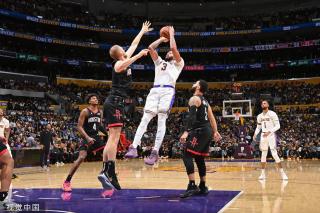 影响显著 影响显著