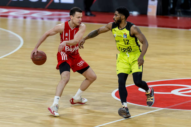 门神位形成 门神位形成